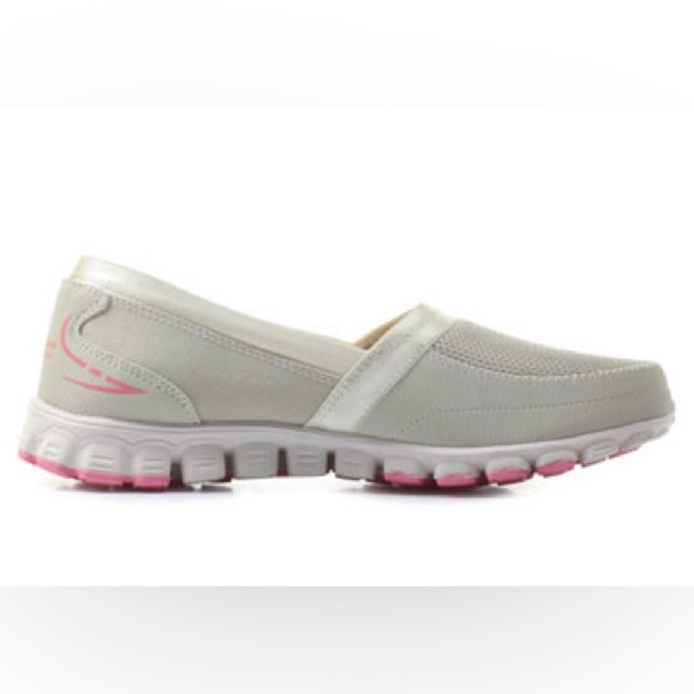 Skechers EZ Flex Take It Easy Slip On Walking Shoe Womens Size 6 Beige